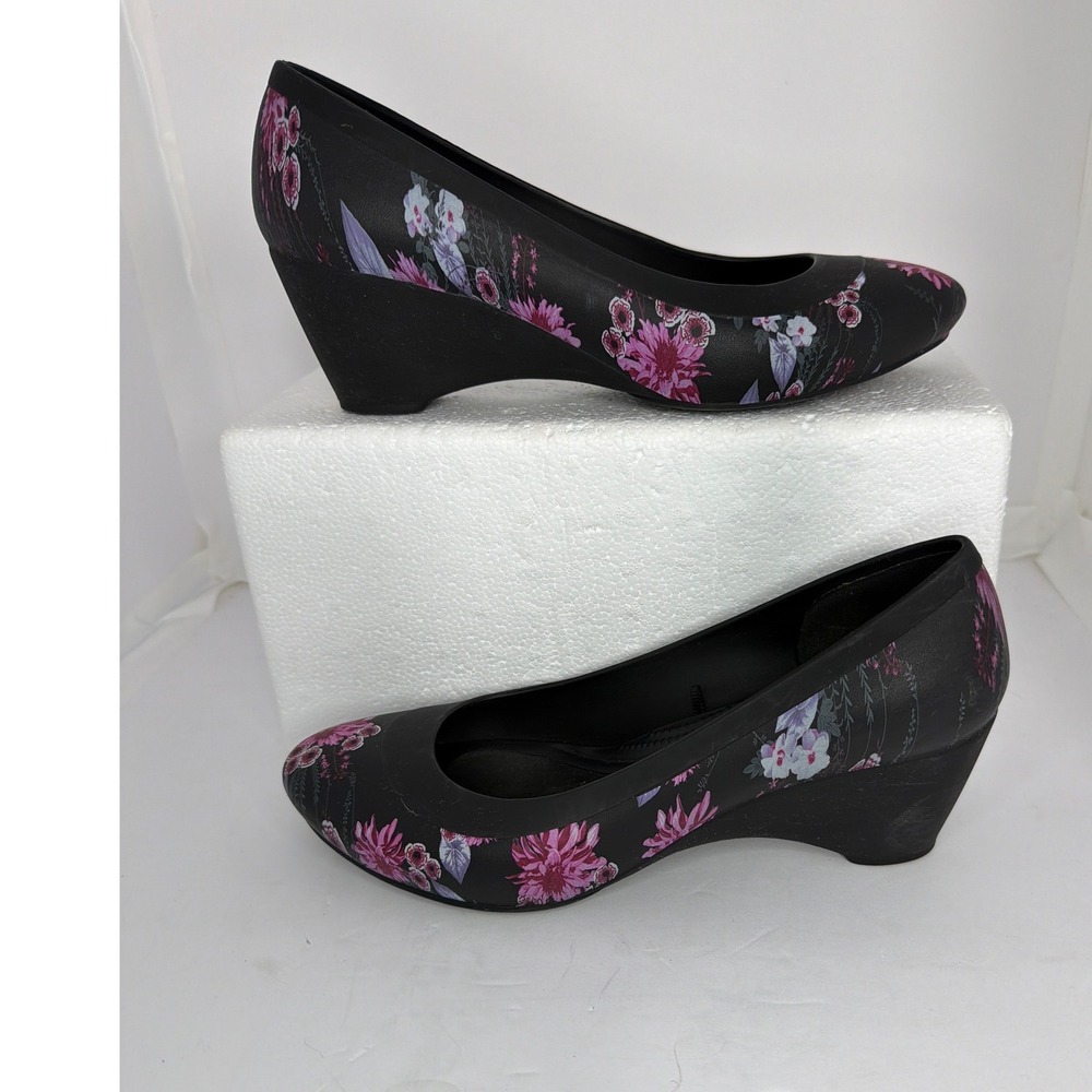 Crocs Lina Floral Wedge Pumps Black Pink Purple Women 8 Floral Print Comfort